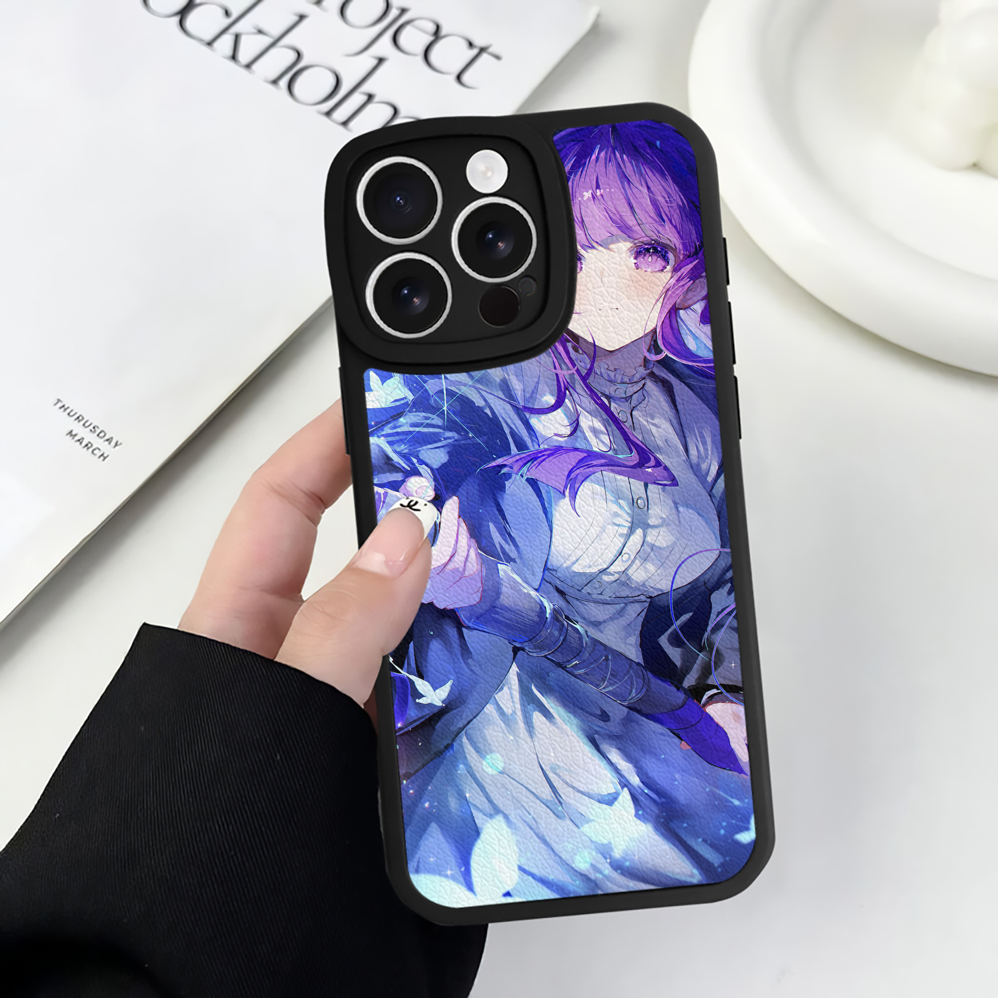 （画像用） 葬送のフリーレン Frieren 【iPhone 16シリーズ対応】シリコンスマホケース（レザー調） 材質：シリコン